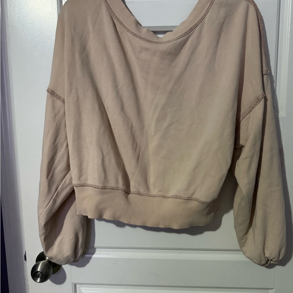 FREE PEOPLE Beige Cropped Sweatshirt Hoodie - Relaxed Pullover